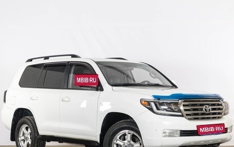 Toyota Land Cruiser 200, 2010 год, 3 159 000 рублей, 2 фотография