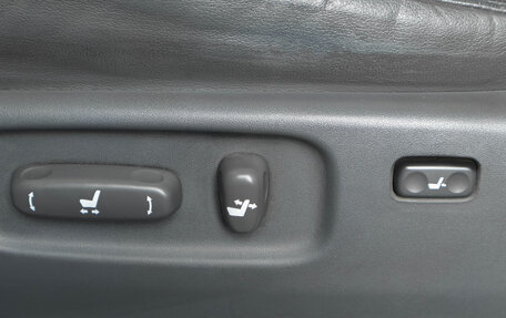 Toyota Land Cruiser 200, 2010 год, 3 159 000 рублей, 23 фотография