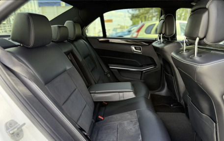 Mercedes-Benz E-Класс, 2013 год, 2 090 000 рублей, 16 фотография