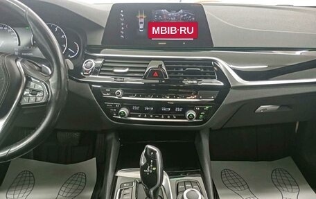 BMW 5 серия, 2020 год, 3 955 000 рублей, 13 фотография