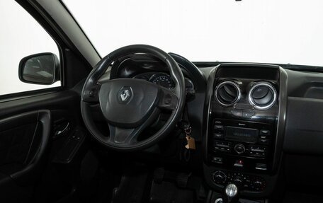 Renault Duster I рестайлинг, 2017 год, 1 298 000 рублей, 13 фотография