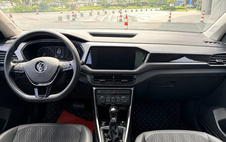 Volkswagen T-Cross I, 2021 год, 1 480 000 рублей, 13 фотография