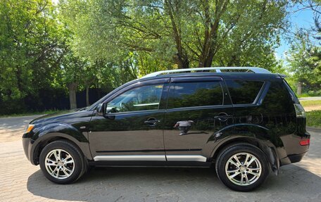 Mitsubishi Outlander III рестайлинг 3, 2008 год, 930 000 рублей, 3 фотография
