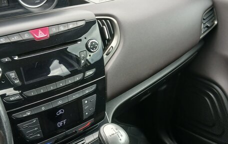 Lancia Ypsilon III (Type 846), 2012 год, 1 000 000 рублей, 10 фотография