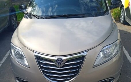 Lancia Ypsilon III (Type 846), 2012 год, 1 000 000 рублей, 13 фотография