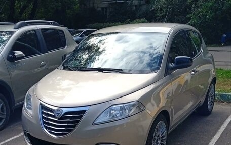Lancia Ypsilon III (Type 846), 2012 год, 1 000 000 рублей, 14 фотография