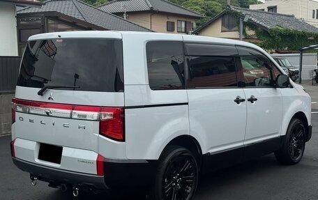 Mitsubishi Delica D:5 I, 2023 год, 2 850 000 рублей, 4 фотография