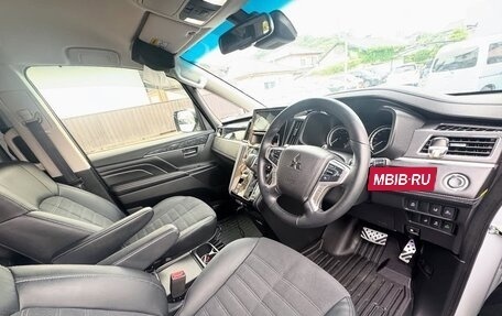 Mitsubishi Delica D:5 I, 2023 год, 2 850 000 рублей, 8 фотография
