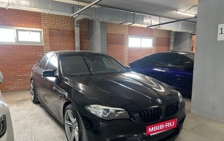 BMW 5 серия, 2014 год, 2 500 000 рублей, 2 фотография