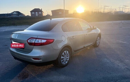 Renault Fluence I, 2010 год, 430 000 рублей, 2 фотография