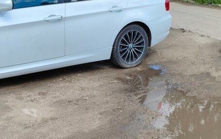 BMW 3 серия, 2011 год, 1 035 000 рублей, 8 фотография