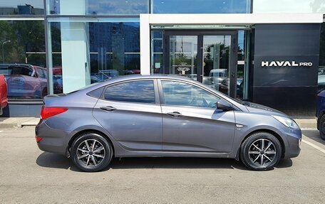 Hyundai Solaris II рестайлинг, 2013 год, 742 000 рублей, 4 фотография