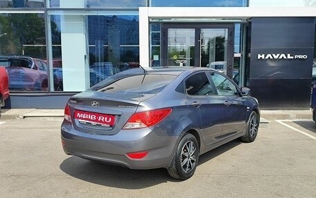 Hyundai Solaris II рестайлинг, 2013 год, 742 000 рублей, 5 фотография