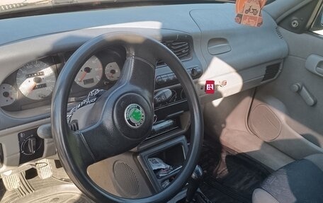 Skoda Felicia I рестайлинг, 1998 год, 125 000 рублей, 1 фотография