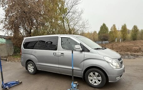 Hyundai Grand Starex Grand Starex I рестайлинг 2, 2012 год, 2 100 000 рублей, 2 фотография