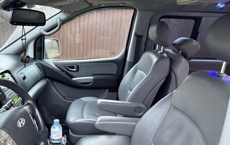 Hyundai Grand Starex Grand Starex I рестайлинг 2, 2012 год, 2 100 000 рублей, 14 фотография