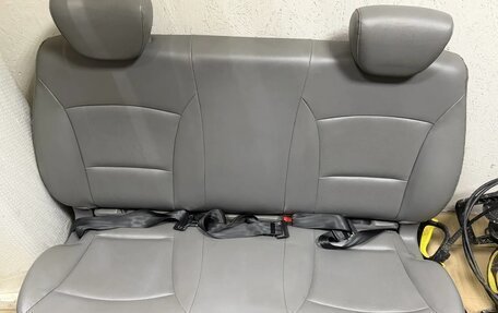 Hyundai Grand Starex Grand Starex I рестайлинг 2, 2012 год, 2 100 000 рублей, 17 фотография