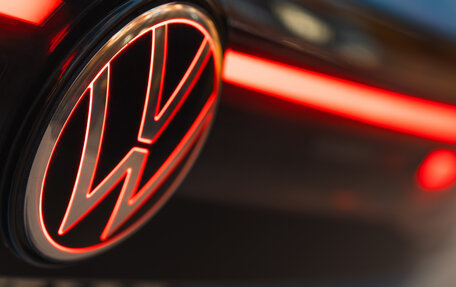Volkswagen Tiguan II, 2025 год, 4 850 000 рублей, 8 фотография