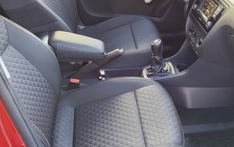 Skoda Rapid I, 2016 год, 990 000 рублей, 18 фотография