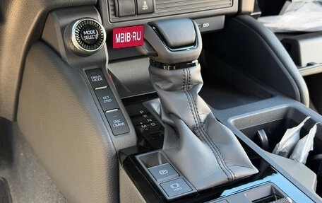 Toyota Land Cruiser Prado, 2025 год, 12 750 000 рублей, 14 фотография