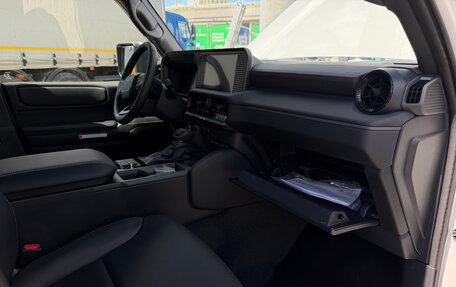 Toyota Land Cruiser Prado, 2025 год, 12 750 000 рублей, 27 фотография