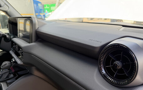 Toyota Land Cruiser Prado, 2025 год, 12 750 000 рублей, 28 фотография