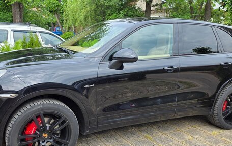 Porsche Cayenne III, 2011 год, 2 400 000 рублей, 1 фотография