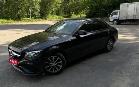 Mercedes-Benz E-Класс, 2016 год, 1 950 000 рублей, 1 фотография