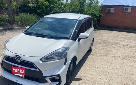 Toyota Sienta II, 2016 год, 1 450 000 рублей, 2 фотография