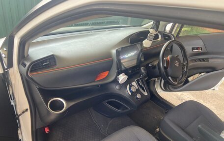 Toyota Sienta II, 2016 год, 1 450 000 рублей, 18 фотография