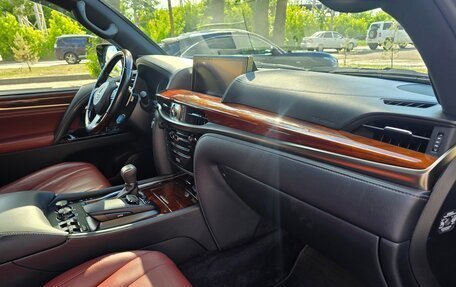 Lexus LX III, 2015 год, 6 980 000 рублей, 30 фотография