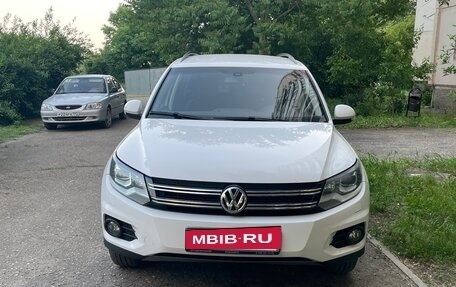 Volkswagen Tiguan I, 2012 год, 1 400 000 рублей, 2 фотография