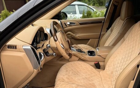 Porsche Cayenne III, 2011 год, 2 400 000 рублей, 25 фотография