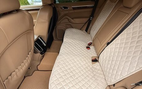Porsche Cayenne III, 2011 год, 2 400 000 рублей, 28 фотография