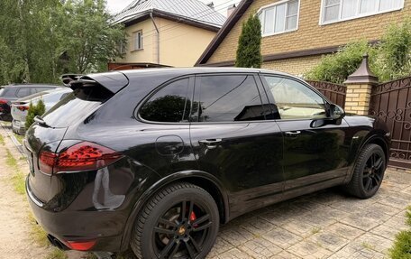 Porsche Cayenne III, 2011 год, 2 400 000 рублей, 29 фотография