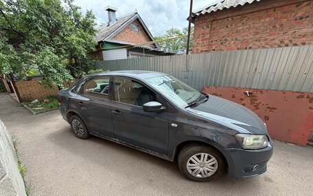 Volkswagen Polo VI (EU Market), 2011 год, 550 000 рублей, 2 фотография
