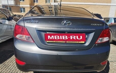 Hyundai Solaris II рестайлинг, 2012 год, 700 000 рублей, 25 фотография