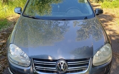 Volkswagen Jetta VI, 2006 год, 550 000 рублей, 2 фотография