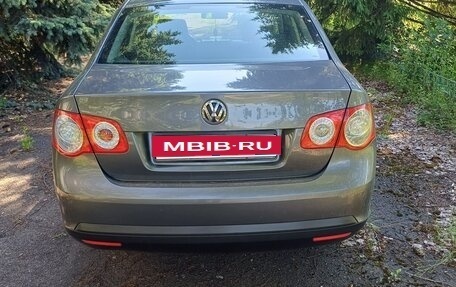 Volkswagen Jetta VI, 2006 год, 550 000 рублей, 3 фотография