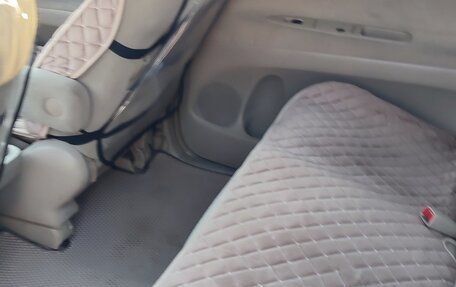 Toyota Ipsum II, 2003 год, 850 000 рублей, 12 фотография