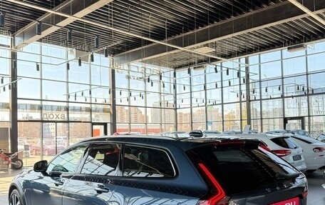 Volvo V90 Cross Country I рестайлинг, 2021 год, 4 490 000 рублей, 6 фотография