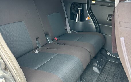 Toyota Roomy I, 2022 год, 960 000 рублей, 11 фотография