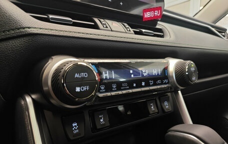Toyota RAV4, 2025 год, 3 997 000 рублей, 18 фотография