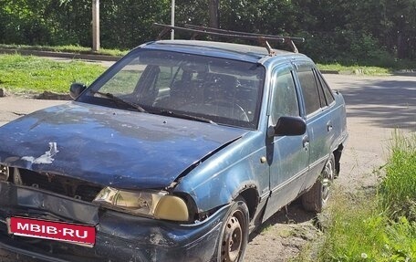 Daewoo Nexia I рестайлинг, 2004 год, 25 000 рублей, 1 фотография
