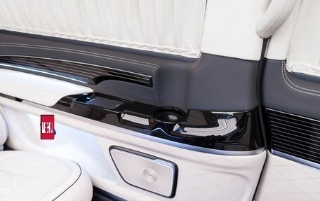 Mercedes-Benz V-Класс, 2025 год, 34 880 000 рублей, 13 фотография