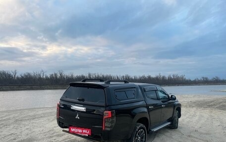 Mitsubishi L200 IV рестайлинг, 2021 год, 3 200 000 рублей, 3 фотография
