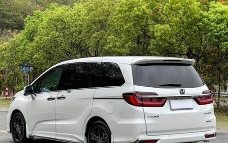 Honda Odyssey IV, 2022 год, 4 900 000 рублей, 5 фотография