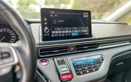 Honda Odyssey IV, 2022 год, 4 900 000 рублей, 9 фотография