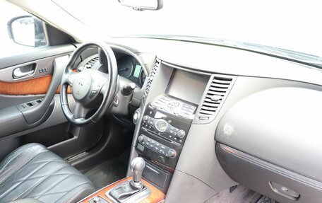 Infiniti QX70, 2014 год, 2 129 000 рублей, 10 фотография