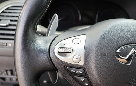 Infiniti QX70, 2014 год, 2 129 000 рублей, 16 фотография